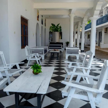 Wave Point Arugambay - Hotel exterior or room view