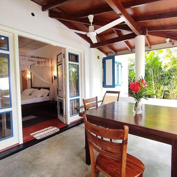 White Villa - Homestay - Hotel exterior or room view