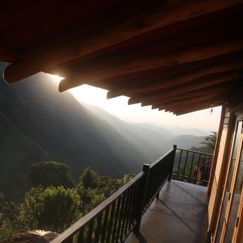 Jungle Cave - Hotel exterior or room view