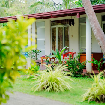 Hotel Sanjana & Restaurant - Hotel exterior or room view